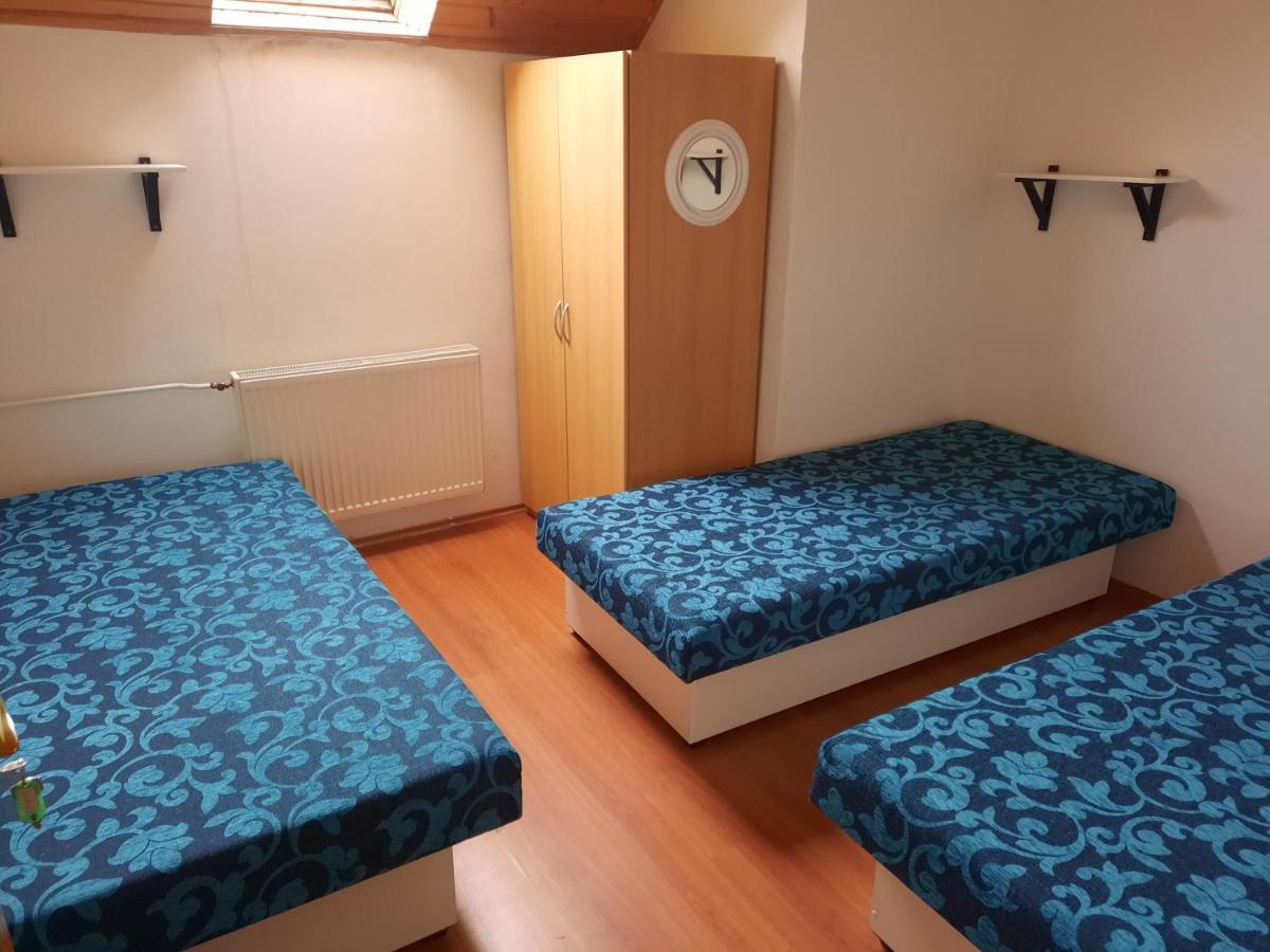 Krahule Konica Hotel Eksteriør billede