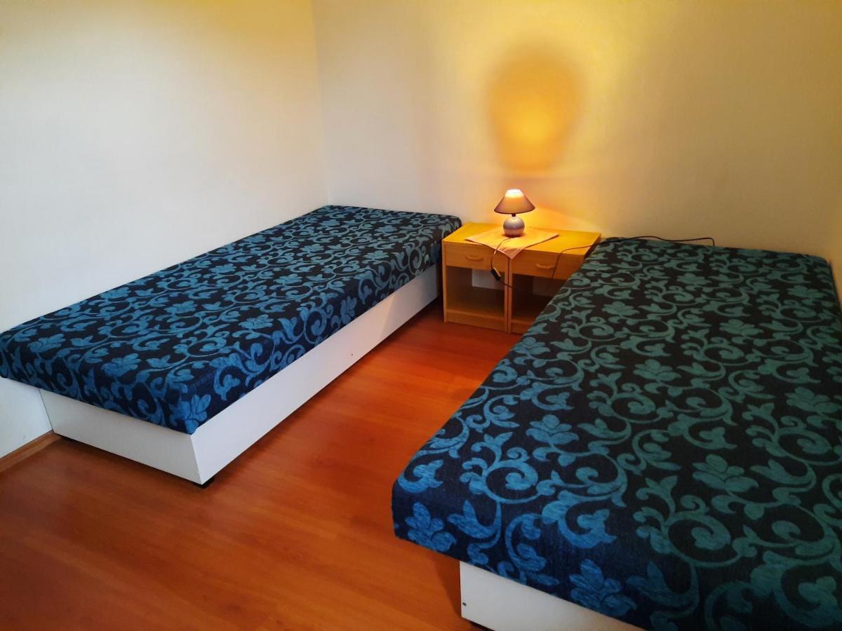 Krahule Konica Hotel Eksteriør billede