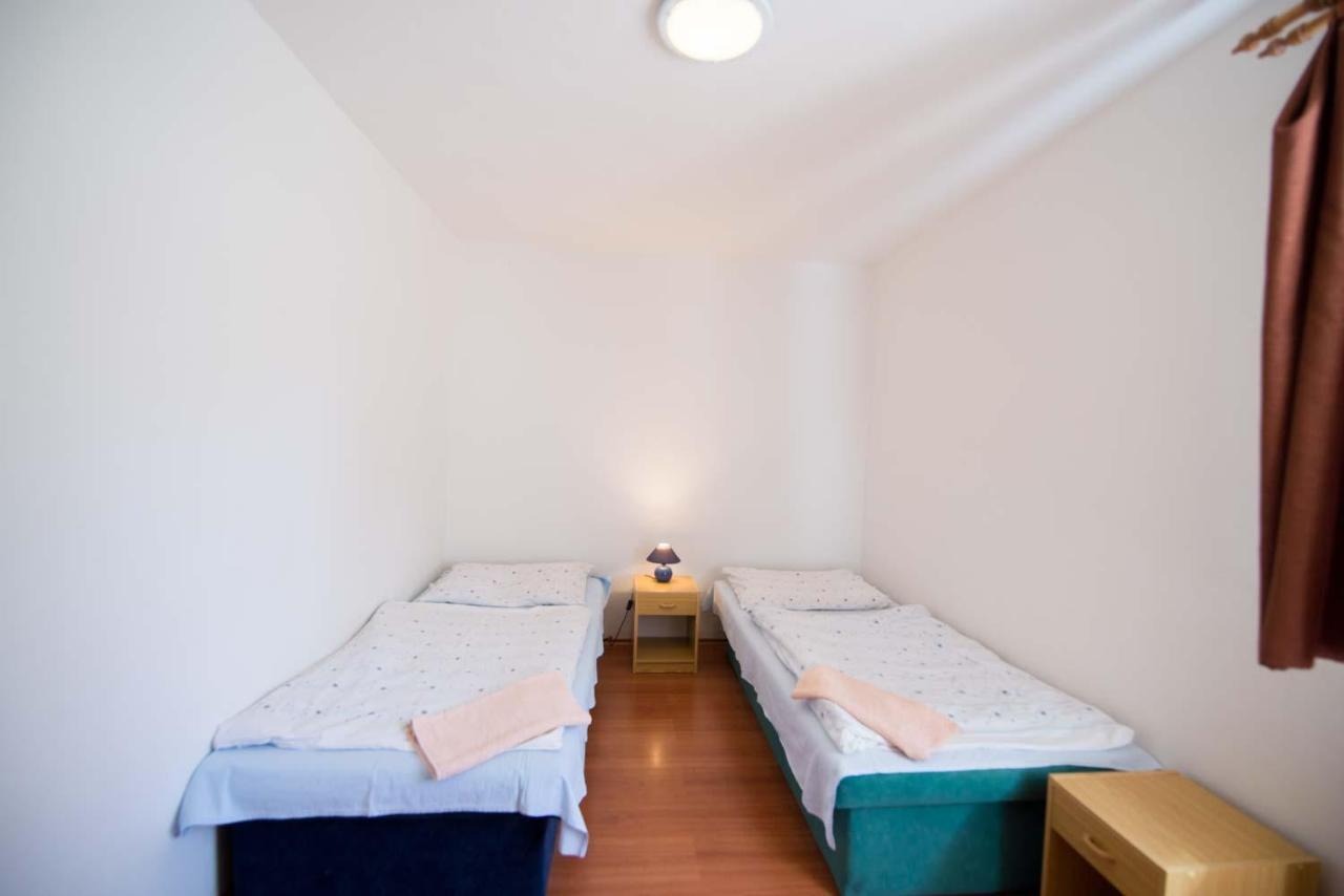 Krahule Konica Hotel Eksteriør billede