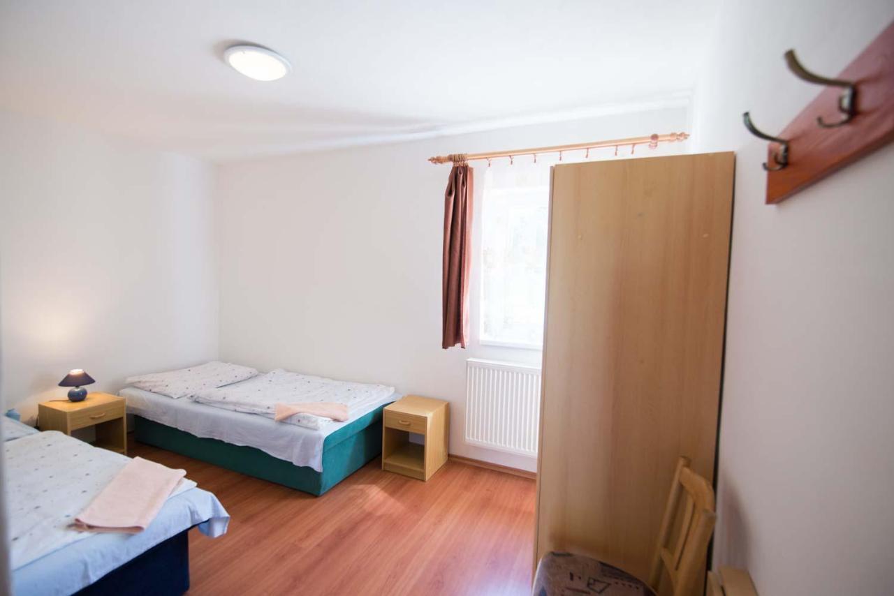 Krahule Konica Hotel Eksteriør billede